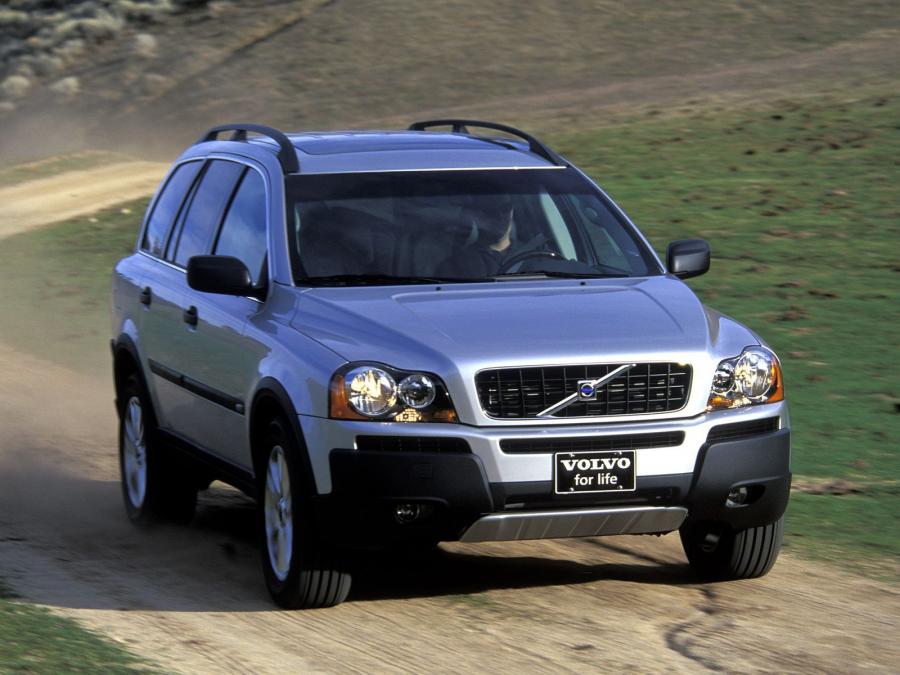  Volvo XC90 2002 года  (US) (фото 3 из 12)